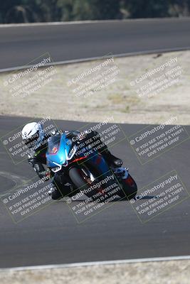 media/Sep-20-2025-TrackDaz (Sat) [[27f0cde673]]/A Group/10am (Turn 3)/